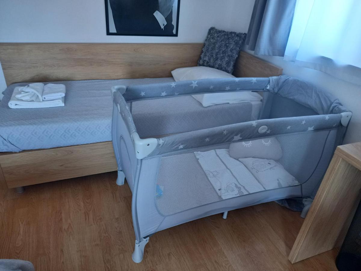 Studio Apartmani “Jarnecic” Krk Town Exteriör bild