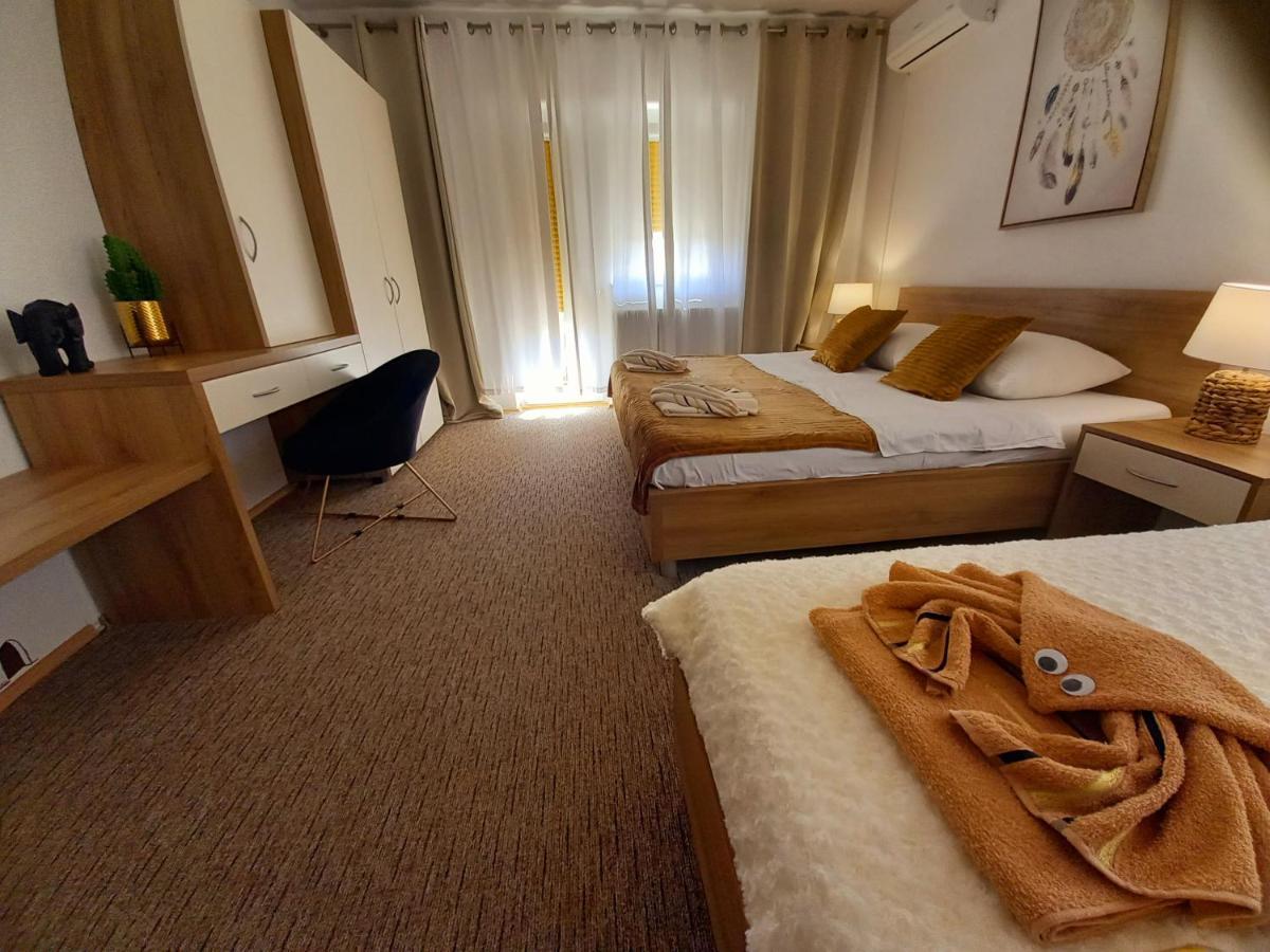 Studio Apartmani “Jarnecic” Krk Town Exteriör bild