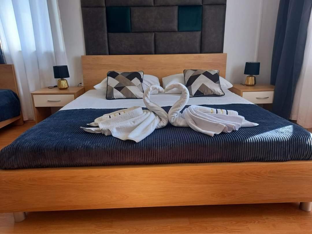 Studio Apartmani “Jarnecic” Krk Town Exteriör bild