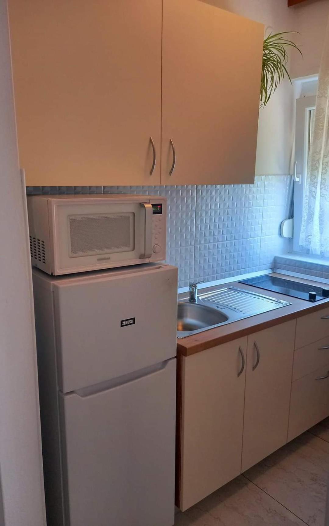 Studio Apartmani “Jarnecic” Krk Town Rum bild