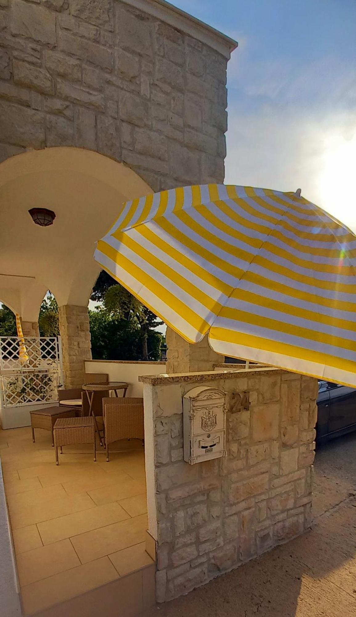 Studio Apartmani “Jarnecic” Krk Town Rum bild
